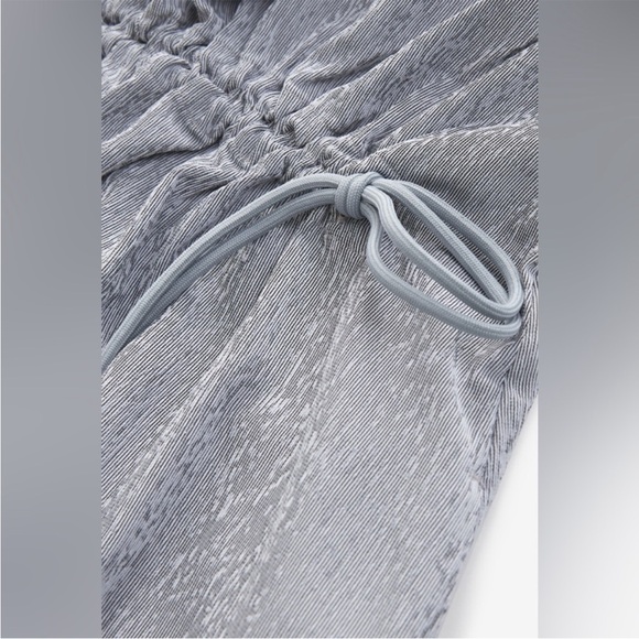 Athleta Echo Grey midi sleeveless dress Sz M NWOT - Picture 3 of 7